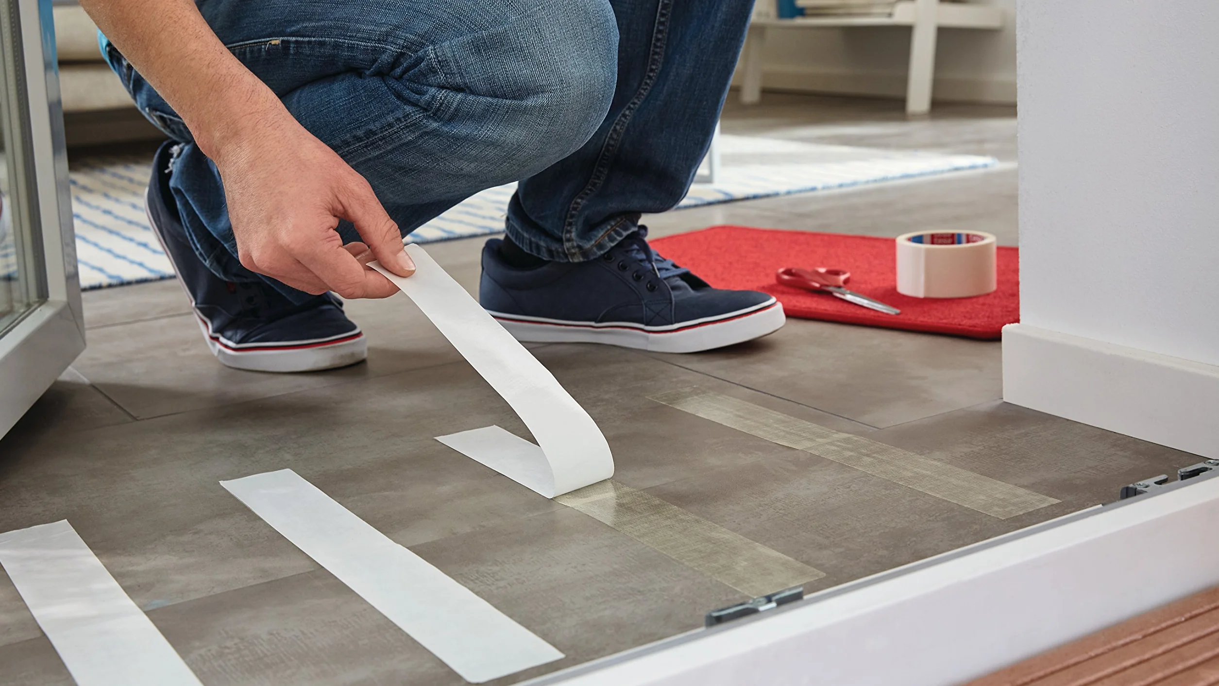 tesa Flooring Tape Residue-free Removal