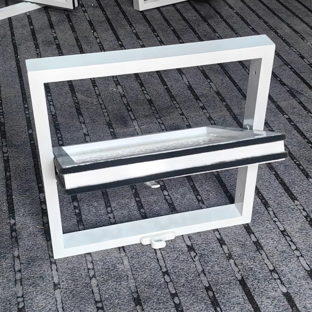 Finestra Di Ventilazione Della Lega Di Alluminio, Finestra A Oblò In Vetro Temperato Con Maniglia, Per Bagno, Seminterrato(White,50cm/19.6in)
