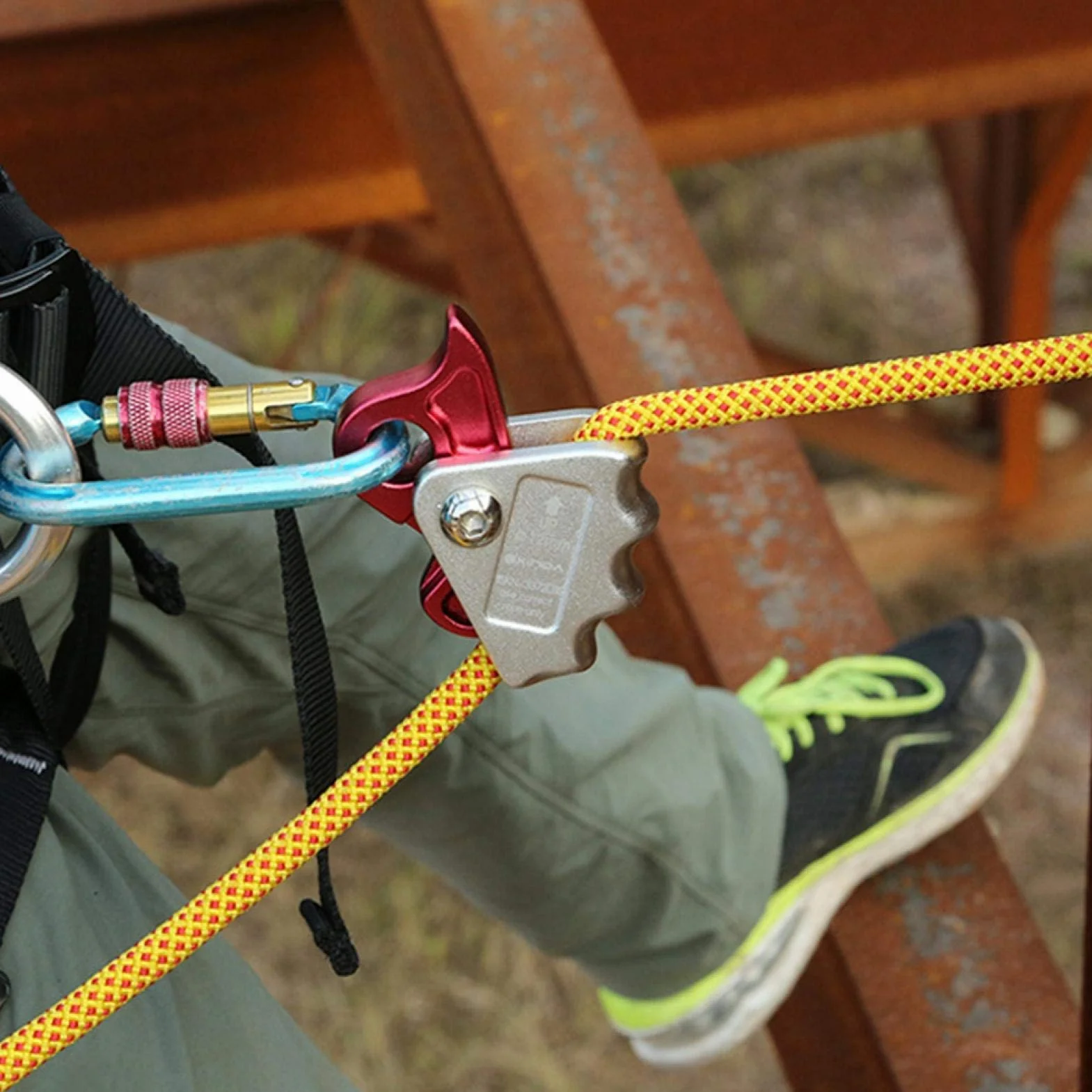Akozon Attrezzatura da arrampicata all'aperto Protezione anticaduta Protezione anticaduta su corda Dispositivo autobloccante Dispositivo autobloccante per corda di sicurezza, corda di bloccaggio, stru