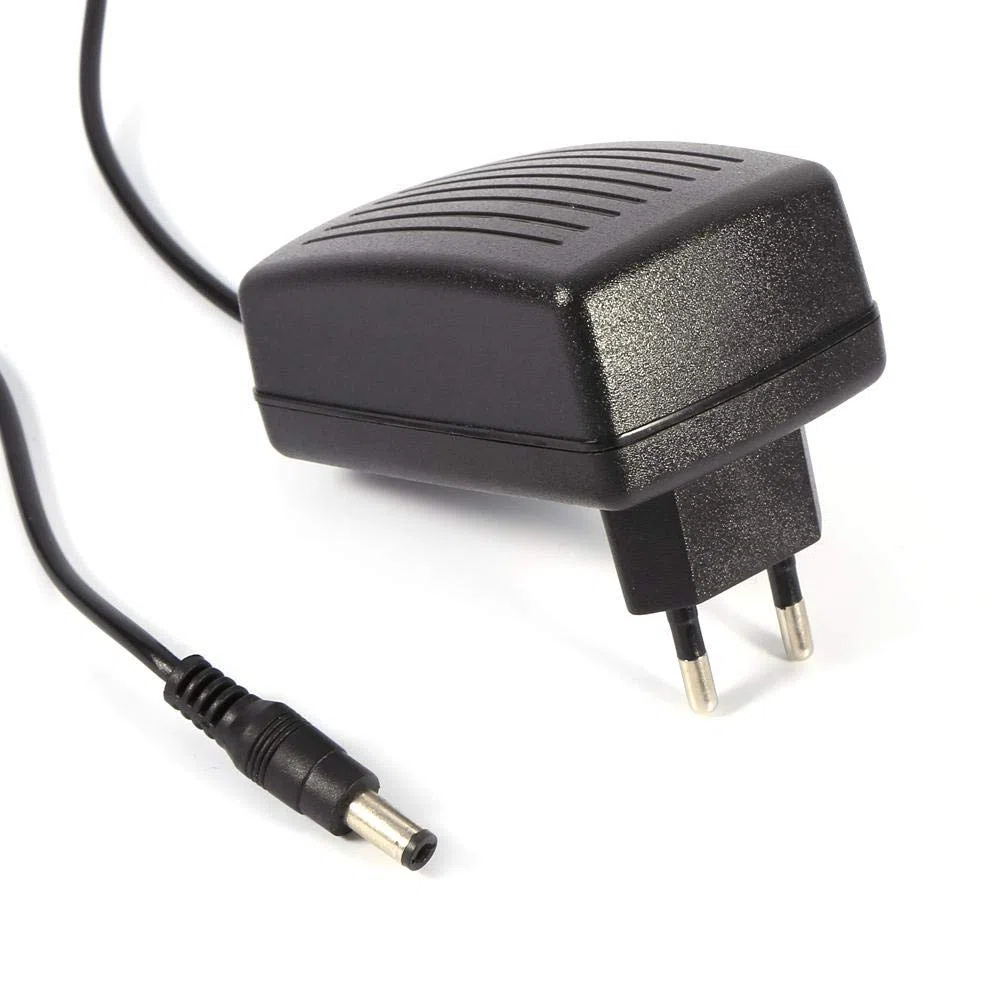 ASHATA Trasformatore Adattatore convertitore di Alimentazione CA da 100-240 V a CC 12V 3A per Striscia LED(UE)