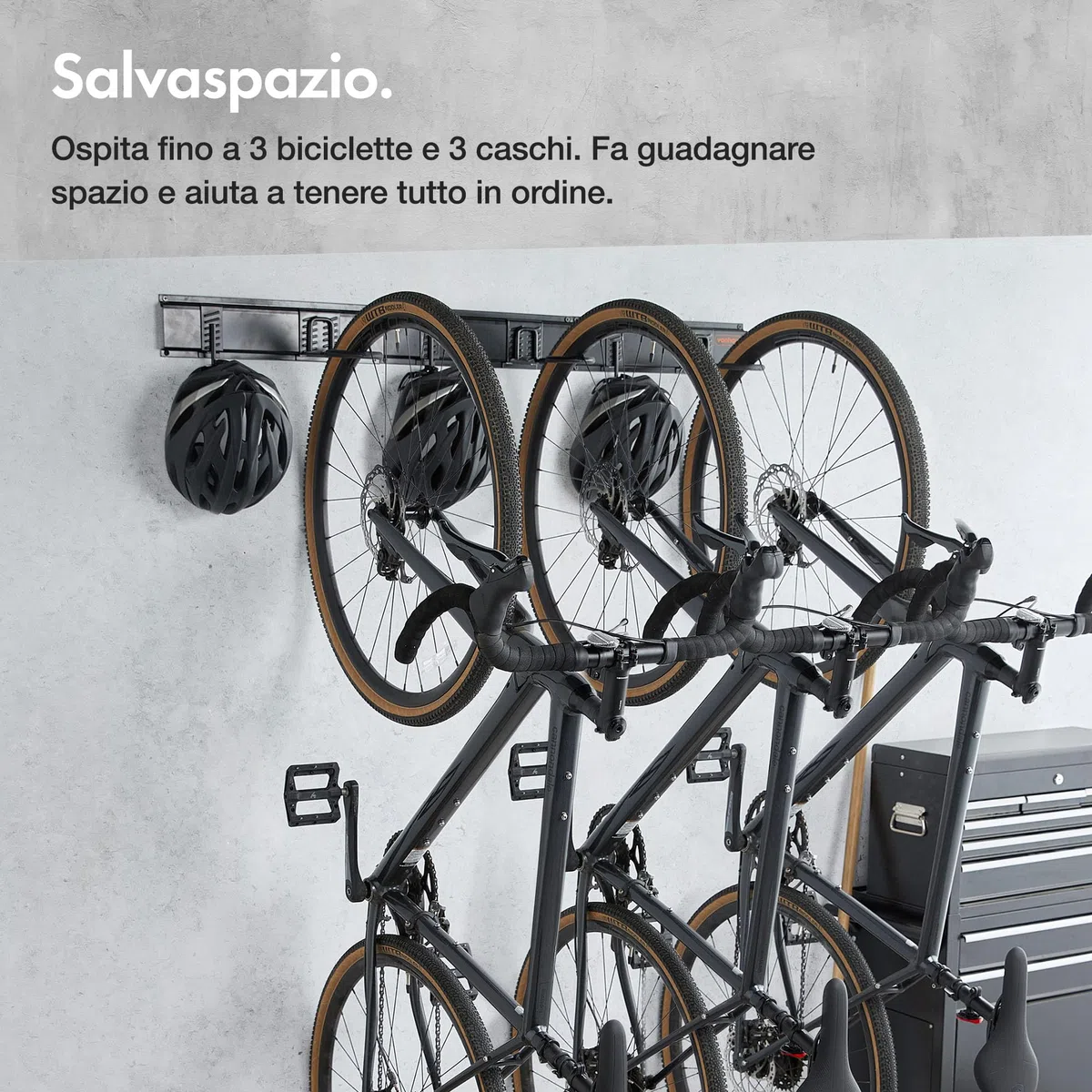 VonHaus Porta Bici da Muro - Appendi da Muro per Garage, Adatto a 3 Bici e 3 Caschi - Supporto Bike Verticale per Mountain Bike o Bici da Strada