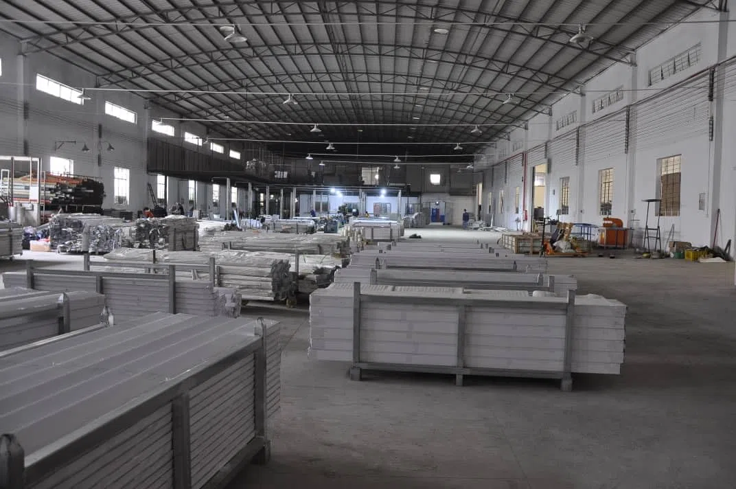 MED Profili pavimenti e rivestimenti, profilo jolly ad angolo, Acciaio inox, Alluminio e Plastica (ACCIAO INOX SATINATO H8)