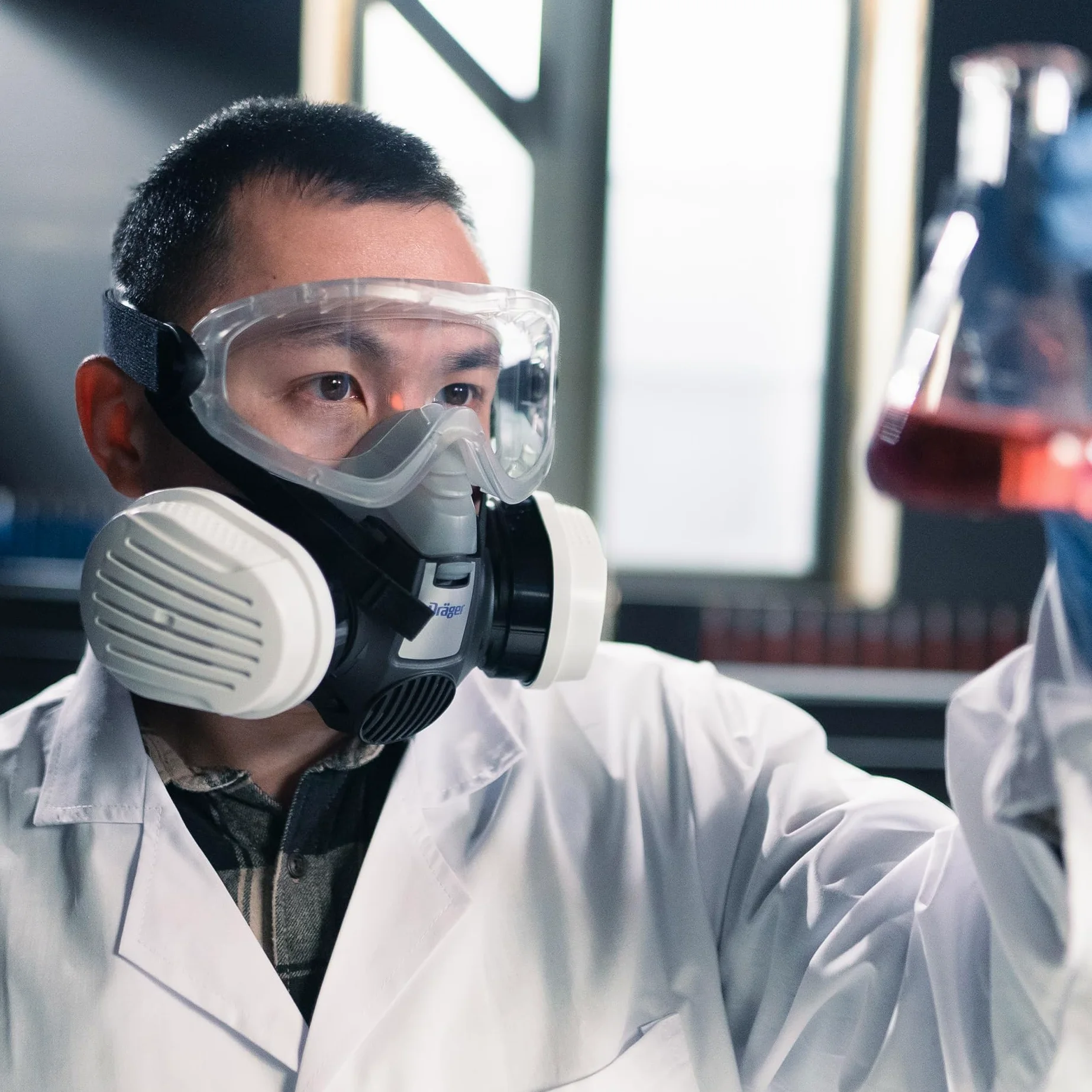Dräger X-pect 4200 Occhiali protettivi | Occhiali di sicurezza leggeri e trasparenti | Lenti in policarbonato antigraffio, antivento e antiappannamento | Adatti a chi porta gli occhiali