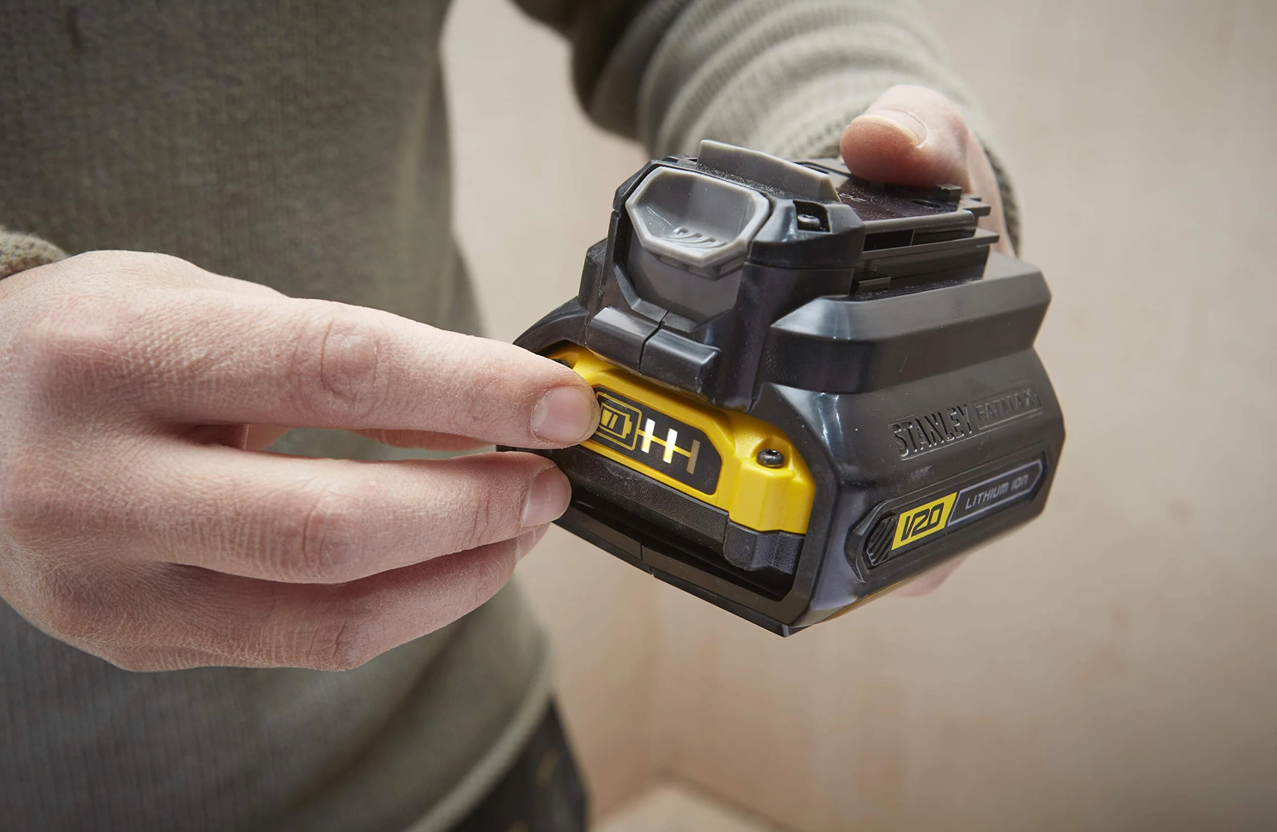 STANLEY FATMAX, ADATTATORE BATTERIE V20. SFMCB100-XJ