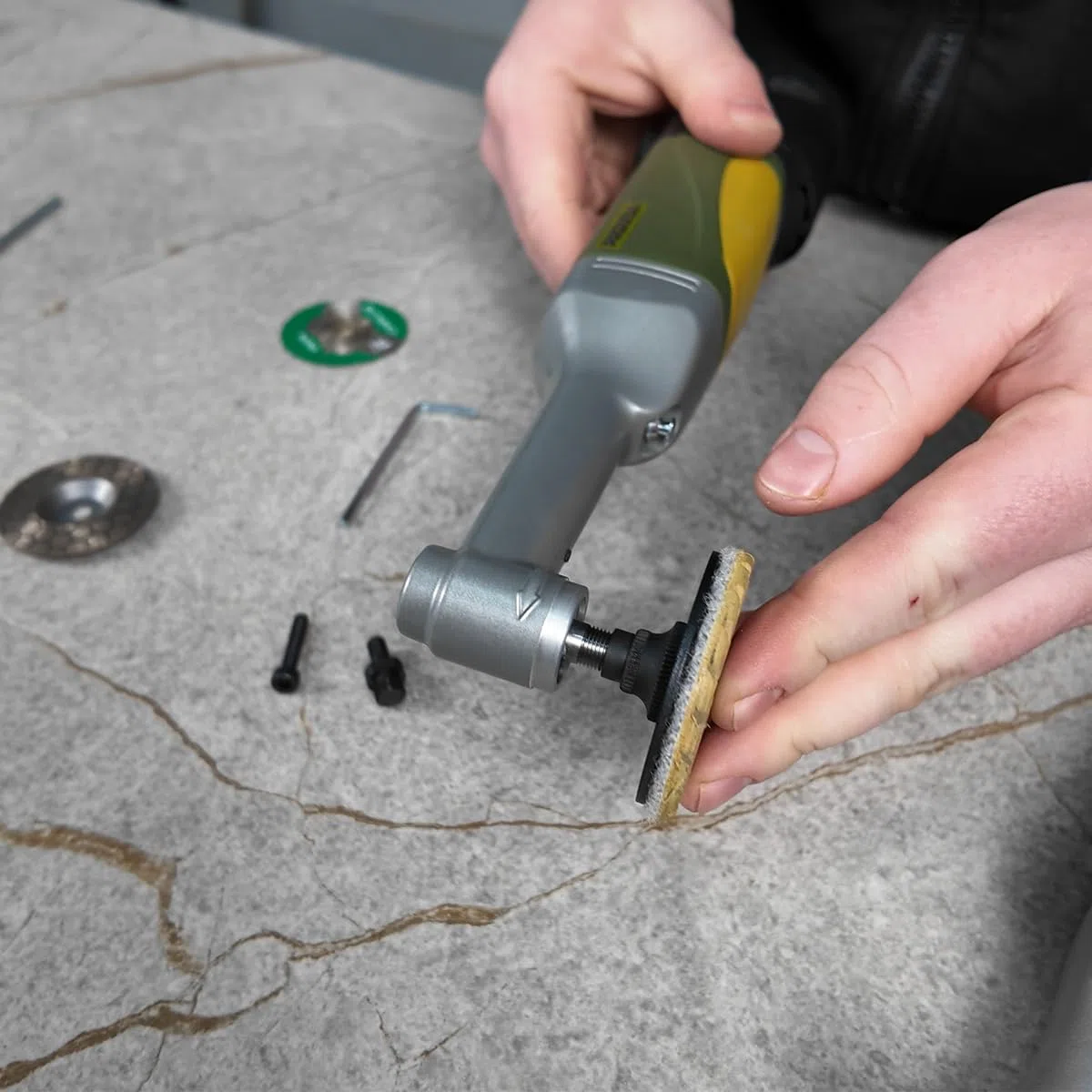 DISTAR Set di adattatori per incisione e mini smerigliatrici, universale, per dischi da taglio diamantati, cuscinetti per lucidatura e ciotole abrasive, stabili e precisi, adatti per Proxxon e altri