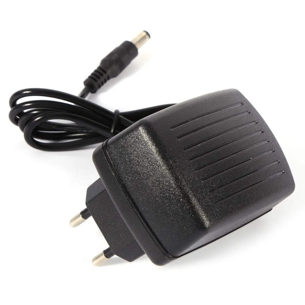 ASHATA Trasformatore Adattatore convertitore di Alimentazione CA da 100-240 V a CC 12V 3A per Striscia LED(UE)