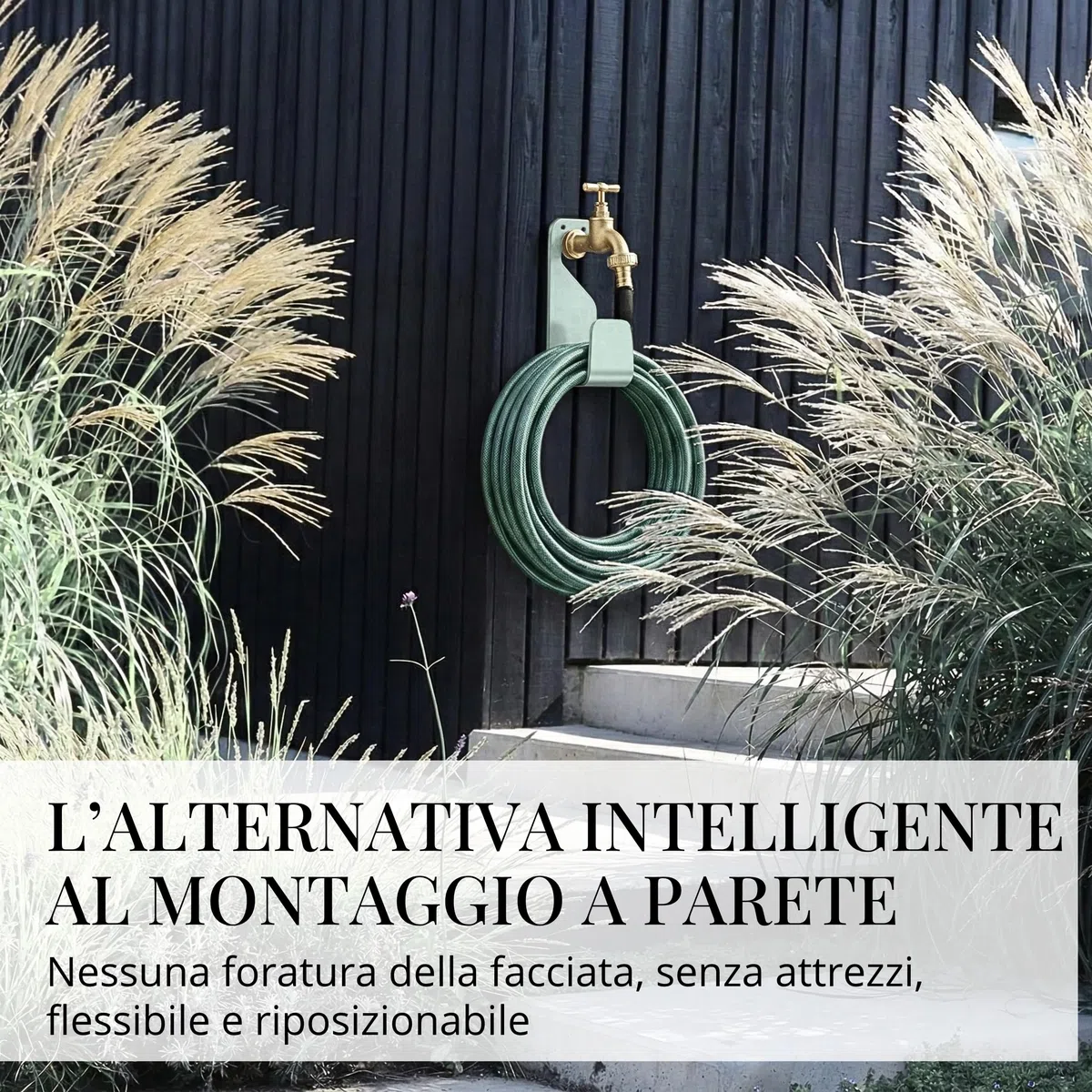LIVLIG Gancio Portatubo Irrigazione Senza Forare - Supporto Tubo Giardino a Parete in Metallo per 10m Tubo Classico / 20m Tubo Flessibile - Made in Italy - Verde