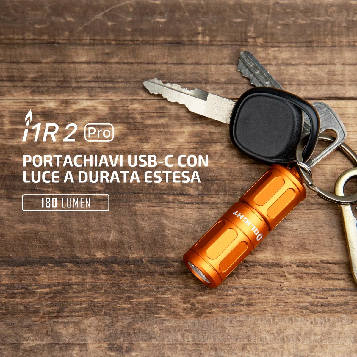 OLIGHT i1R2 Pro EOS Mini Torcia 180 Lumen Portachiavi Torcia USB Ricaricabile Luminosa, IPX8 Impermeabile 2M Protezione Anticaduta Piccola per Campeggio All'aperto (Arancia)