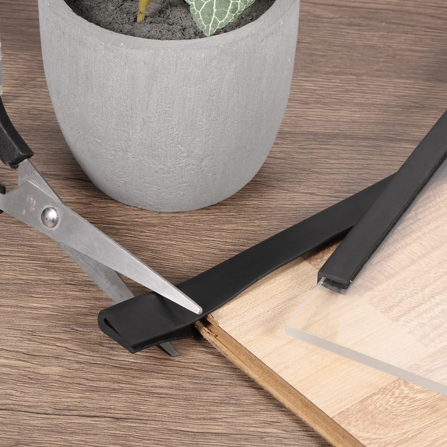 QUARKZMAN 2 Pezzi Profilo di Protezione a U, Lunghezza 11.5ft, Guarnizione in Gomma per Bordi Protettore Piatto Adatto per Spessore 0.5-1mm, (5/32" L x 5/16" A) Nero