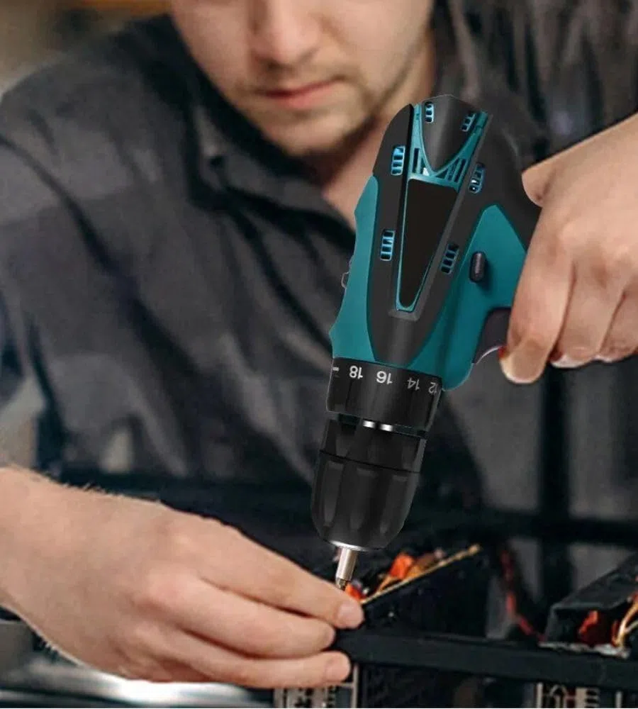 Avvitatore Trapano a Batteria 12V Ricaricabile con 2 Batterie, Mandrino Autoserrante 10 mm, Set Accessori e Valigetta – Ideale per Fai da Te e Casa