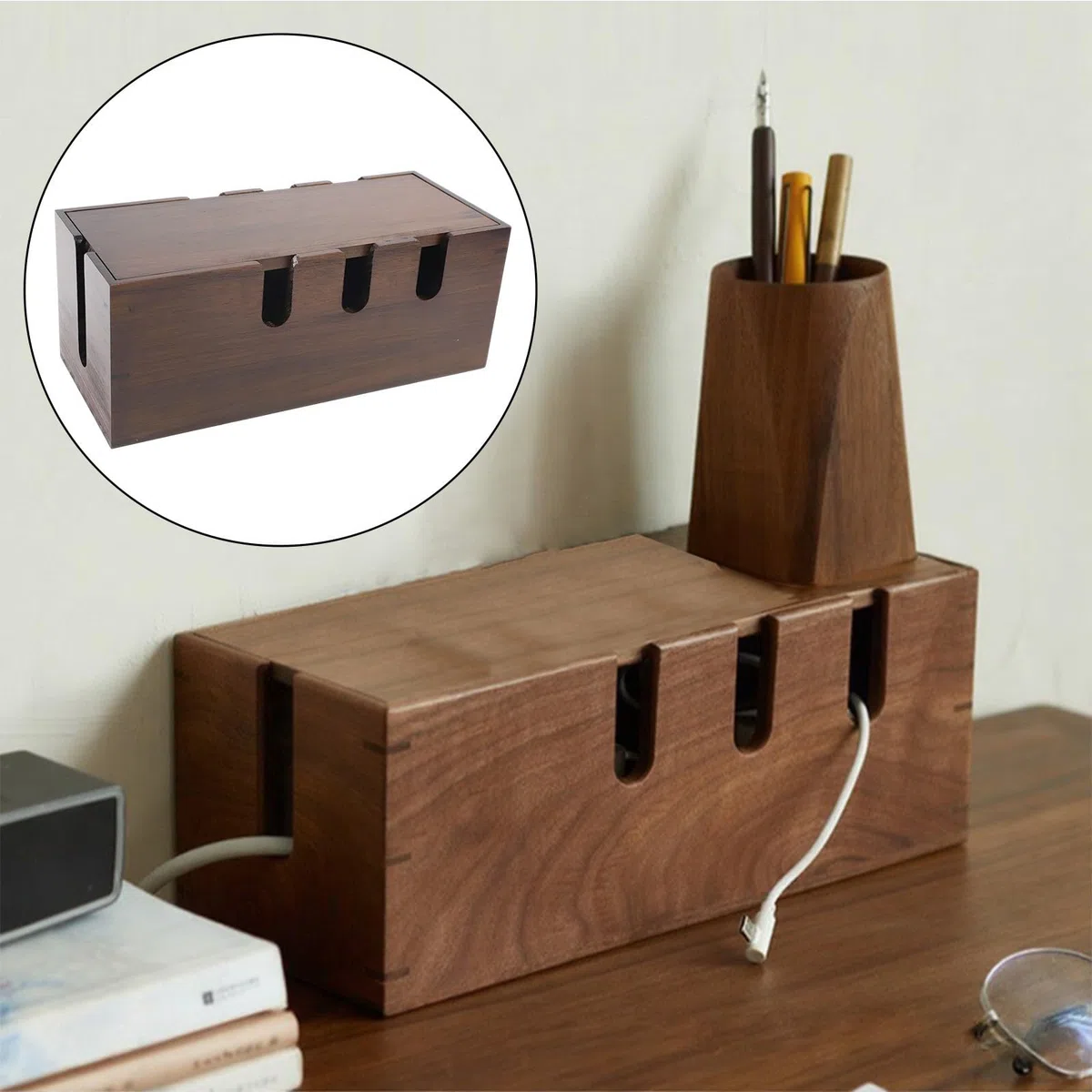 Scatola per la gestione dei cavi in legno massello con scheda plug-in, organizer per cavi e dispositivi, robusto hub di archiviazione in legno per scrivania di casa e ufficio, 31 x 13 x 12 cm (marrone