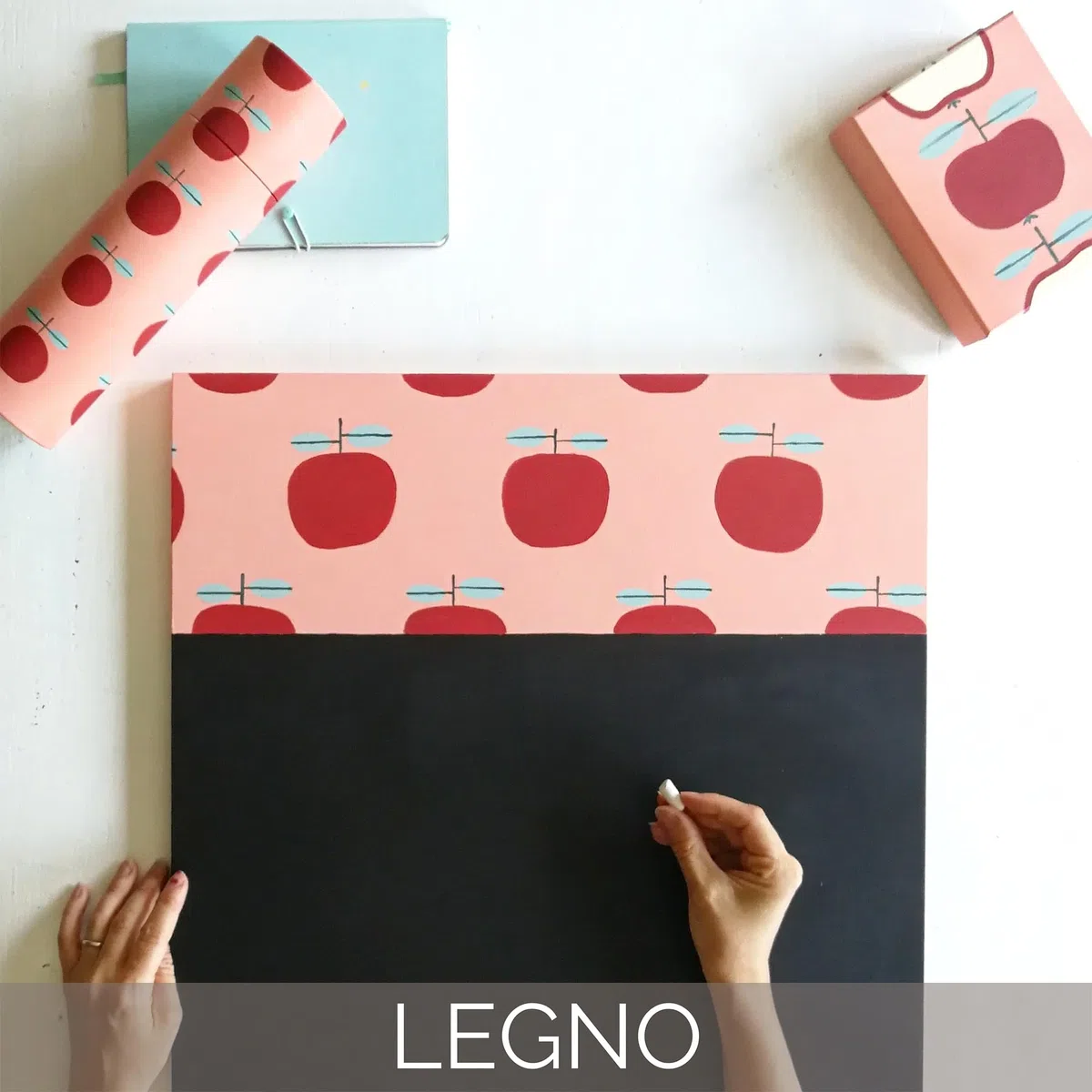 FLEUR DESIGNER'S PAINT | Pittura Effetto Lavagna, 0,750 litri, F63 Copenhagen Blue, Base Acqua, Trasforma Qualsiasi Superficie in una Lavagna su cui Scrivere con il Gesso.