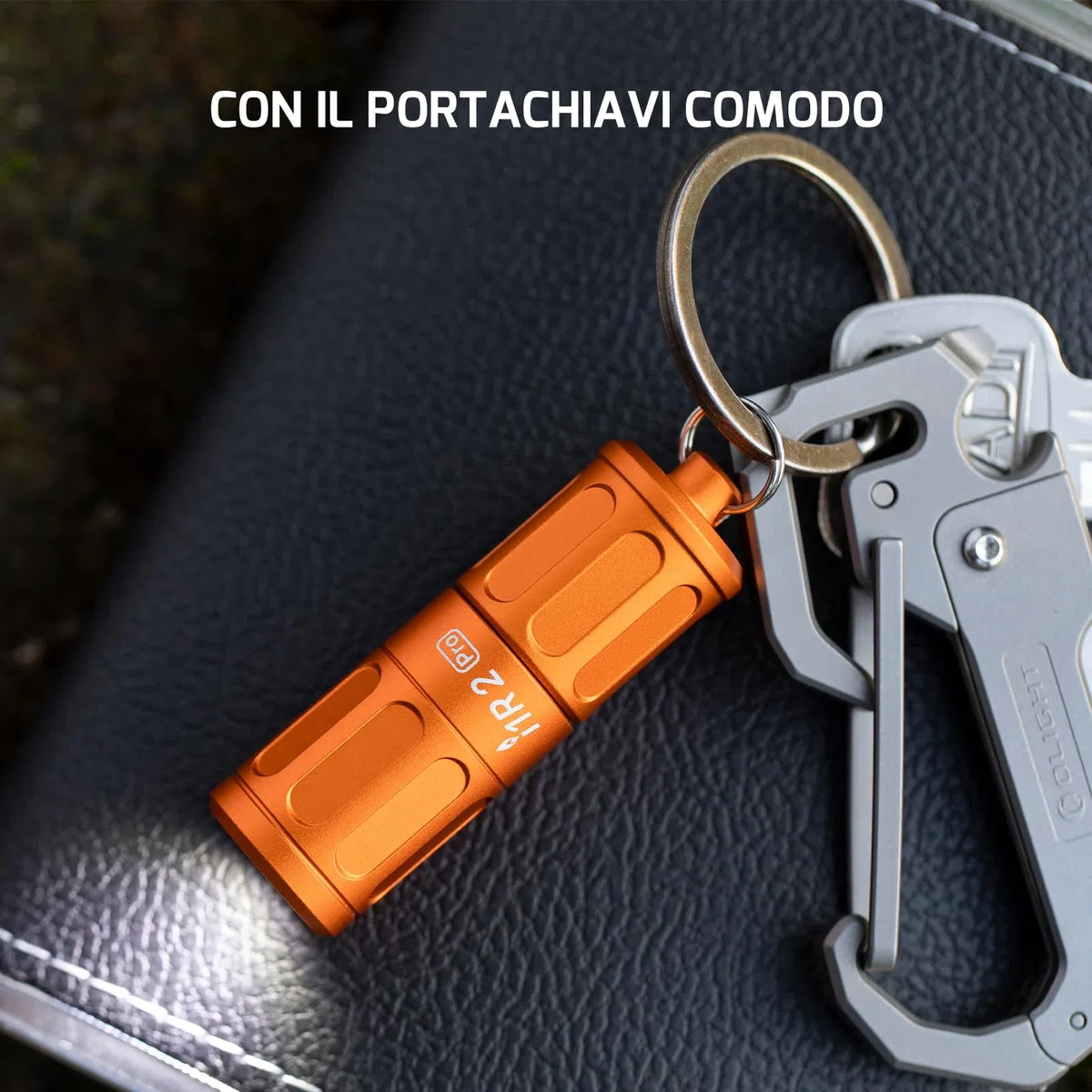 OLIGHT i1R2 Pro EOS Mini Torcia 180 Lumen Portachiavi Torcia USB Ricaricabile Luminosa, IPX8 Impermeabile 2M Protezione Anticaduta Piccola per Campeggio All'aperto (Arancia)