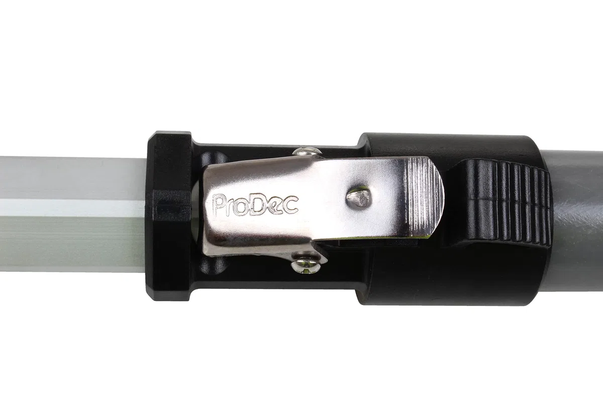 ProDec Advance Super Lock Elite Asta di prolunga in fibra di vetro e alluminio per telai a rullo per verniciatura, offre una portata maggiore compatibile con telai a vite e a spinta