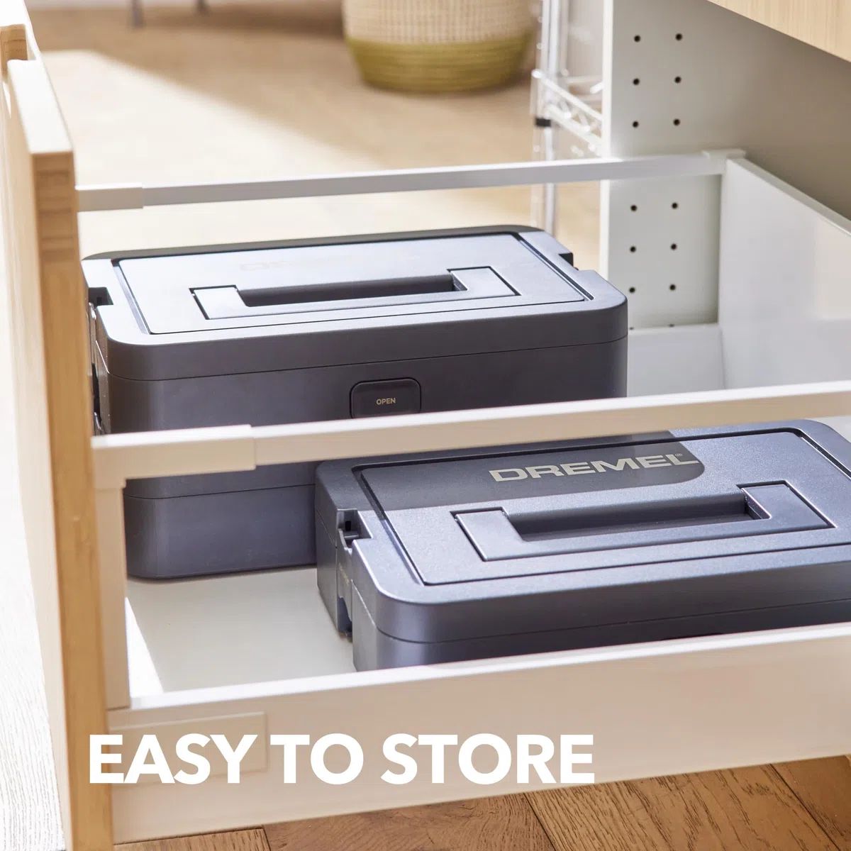 Dremel Black Box Porta Utensili con 6 divisori, supporto accessori organizer fai-da-te personalizzabile per accessori per utensili rotativi, piccoli utensili sistema di stoccaggio compatto, impilabile