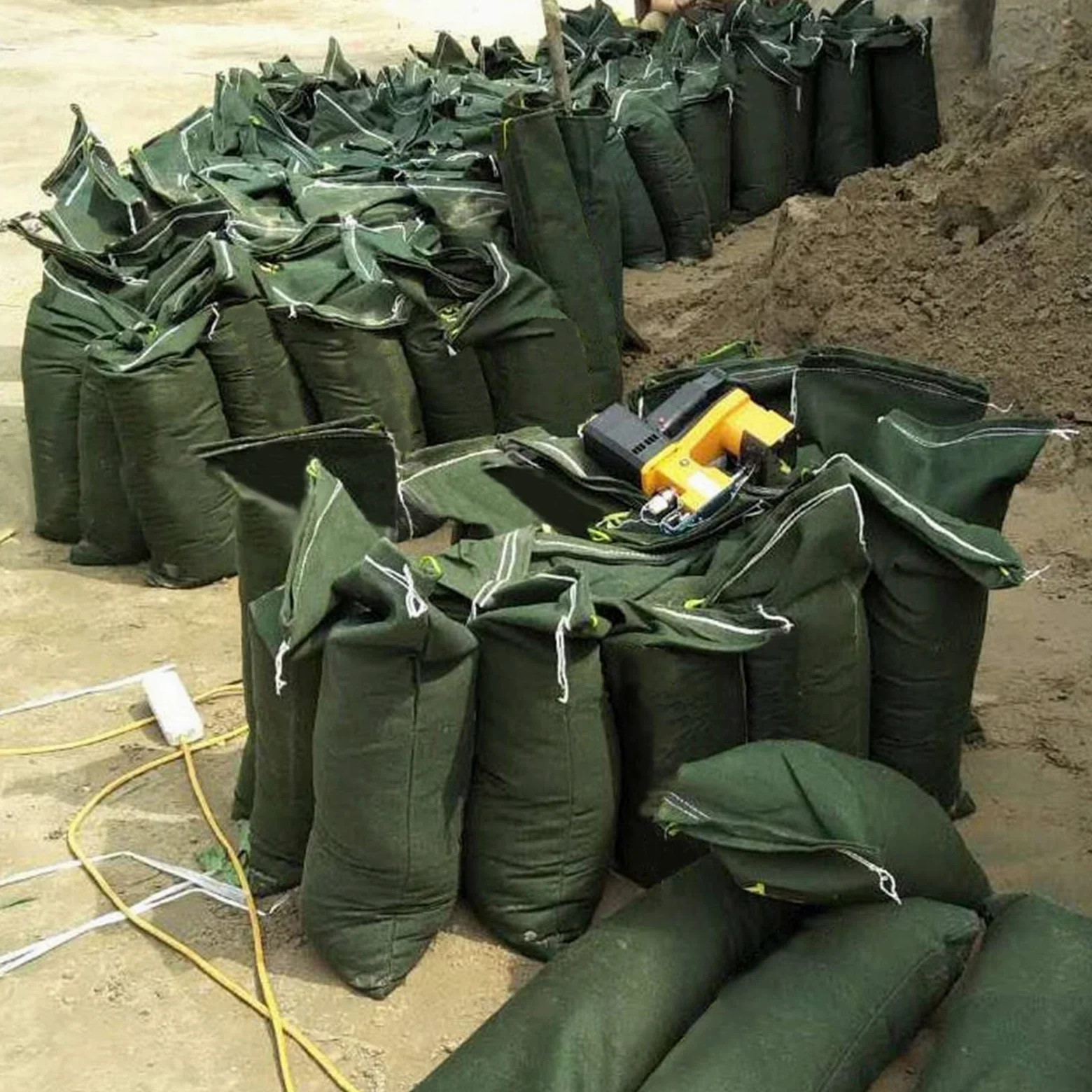 CAPRIZ 5Pcs sacchetti di sabbia inondazione barriera d'acqua sacchi di sabbia per inondazioni borse di sabbia di tela allargate con legami sacchetti di sabbia riutilizzabili ispessiti protezione
