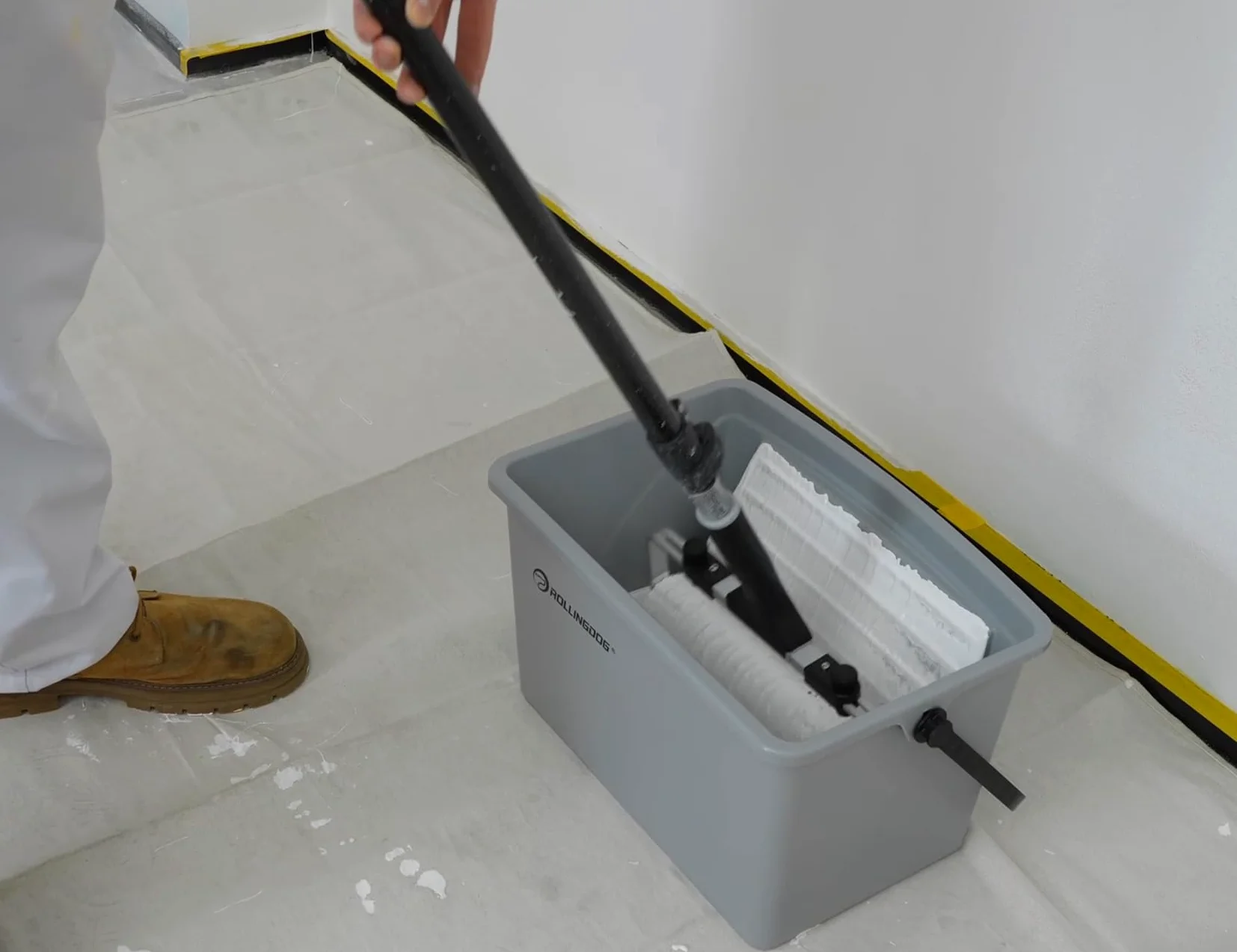ROLLINGDOG - Secchio per pittura da 30 cm - Secchio in plastica resistente con griglia di carico angolata, per pittura professionale a parete e progetti fai-da-te