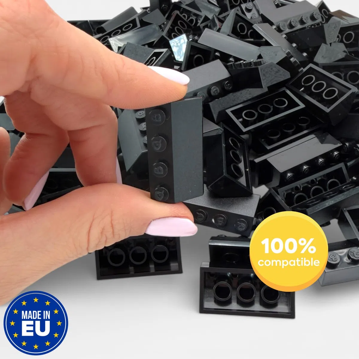 Scatola con miscela di tegole | 150 pezzi | Forme: 2 x 2 e 2 x 4 | Colore: nero traffico | Compatibile con i comuni marchi di mattoncini | Blocchi per costruzioni creative