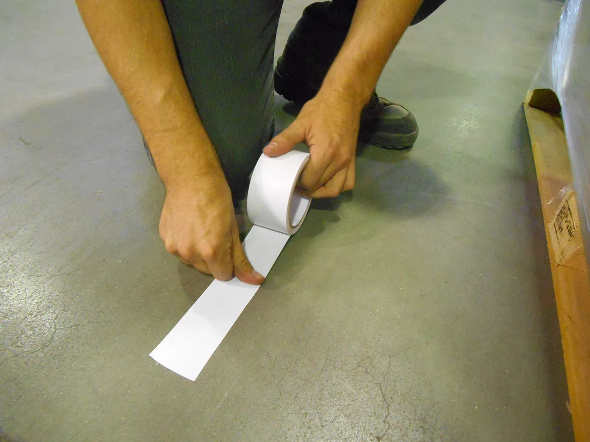 Tarifold - Nastro adesivo per pavimenti, segnaletica di sicurezza, colore: bianco, rotolo 50 mm x 33 m, 50 mm x 33 m