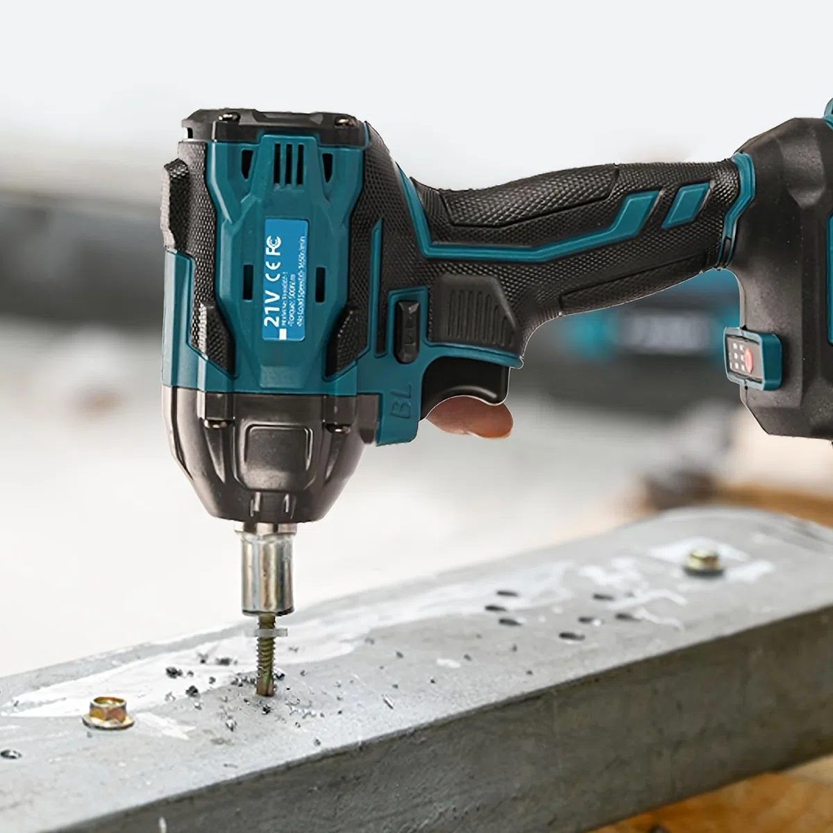Chiave a percussione senza fili 300 N.m, 21V, Power Impact Driver a coppia, pistola a percussione brushless da 1/2" con batteria da 2,0 Ah, 19 accessori, motore elettrico a percussione a velocità