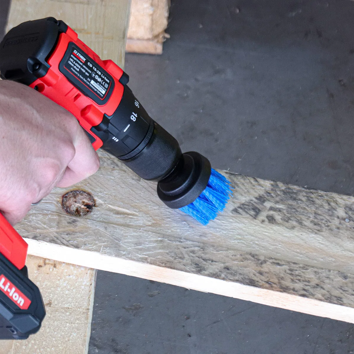 WERKFIX Set 6 Spazzole per Trapano Elettrico. Set di Spazzole con Setole Blu Medie per Pulizia Legno Piastrelle e Ceramica Plastica Pavimenti Cucina. kit di spazzole per pulizia.
