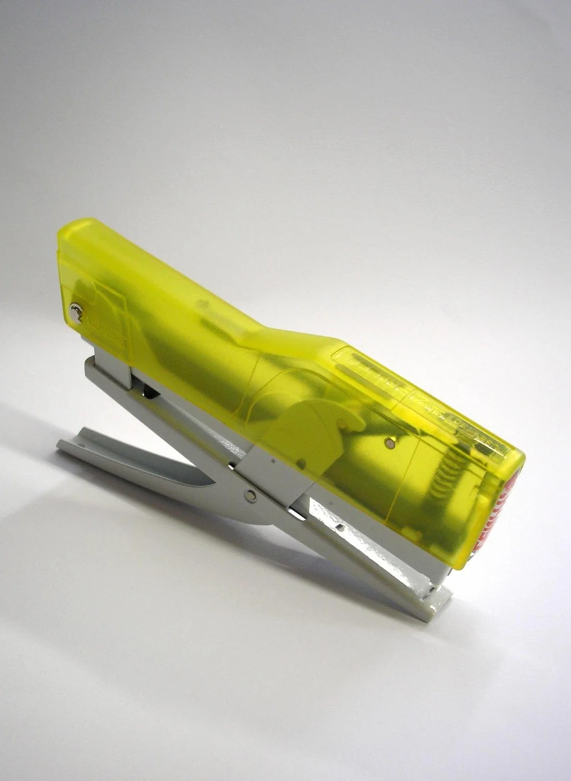 Zenith 590 Fun Cucitrici a Pinza, Giallo Trasparente