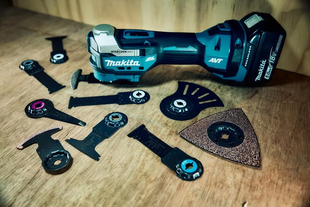 Strumento multifunzione 18 V LXT (2 x 5,0 Ah) in MAKPAC - MAKITA DTM52RTJX1