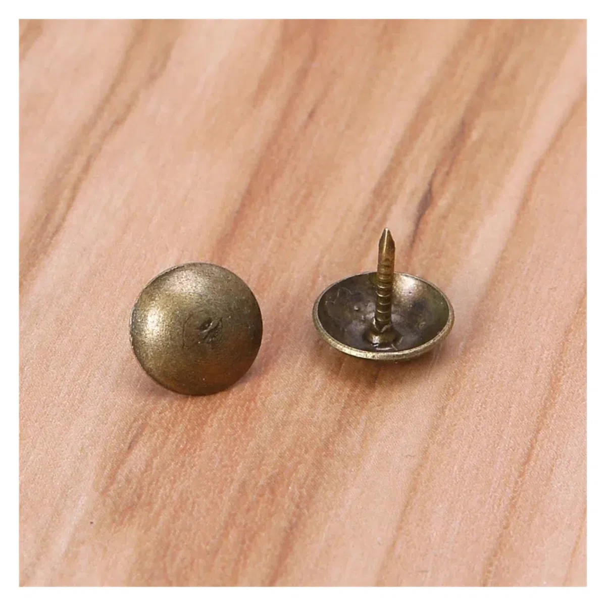 Idomin 100 pz Ottone Antico Bronzo Tappezzeria Unghie Gioielli Regalo Cassa di Vino Scatola Divano Decorativo Tack Stud Puntina da Disegno Chiodo Ferramenteria e Attrezzi(9x6mm)
