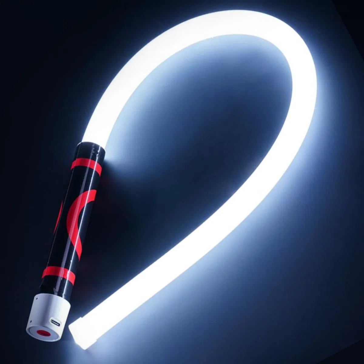 Bastone flessibile a LED da 76,2 cm, 2026 NUOVA luce da lavoro pieghevole super luminosa con 3 modalità, torcia LED ricaricabile a mani libere per spazi ristretti, riparazione automatica, ispezione
