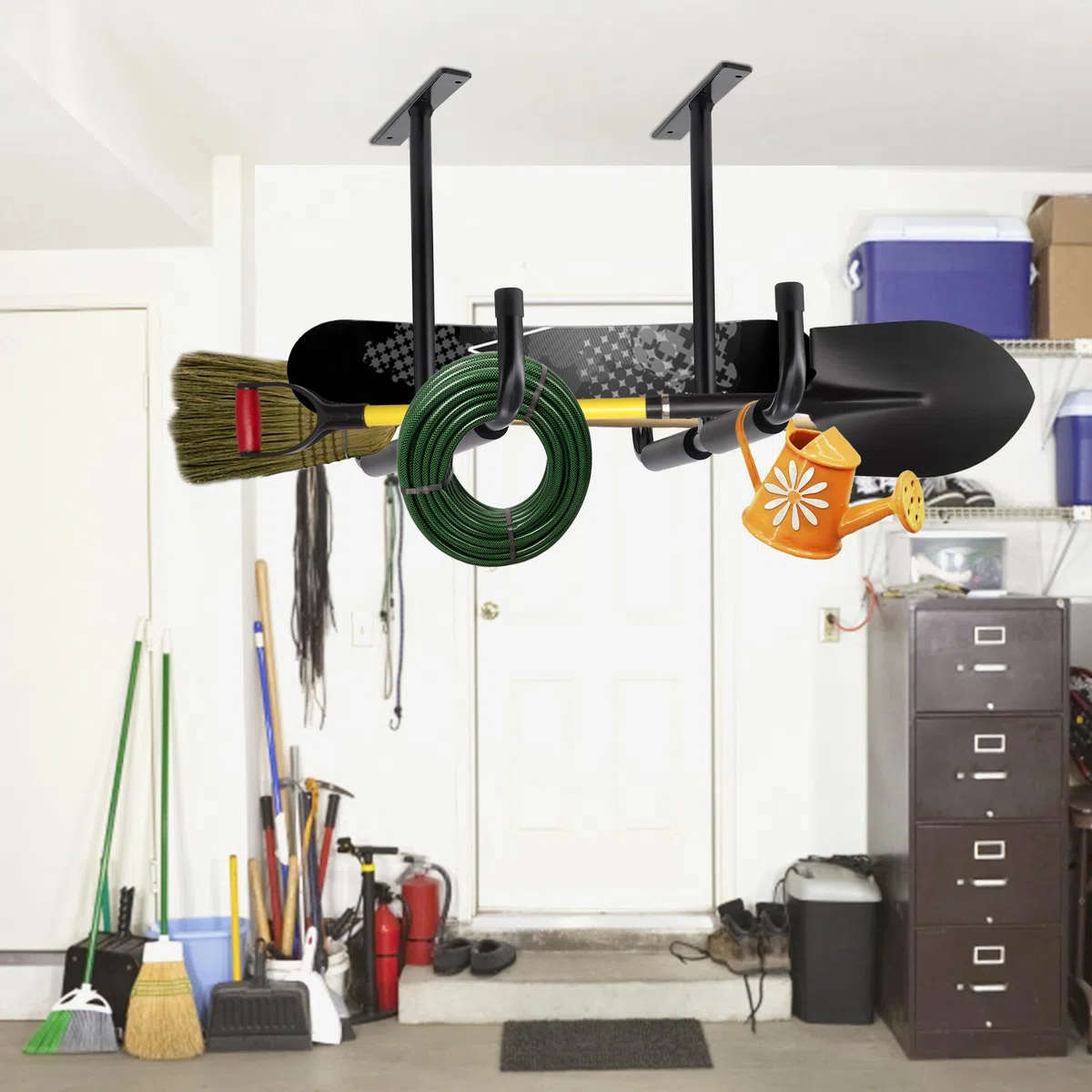 Sinoer Metal Garage Ganci di stoccaggio a soffitto, ganci montati a parete, ganci utilitari resistenti per scala, bici, legno, strumenti e altri oggetti sfusi (4 Pack, nero)